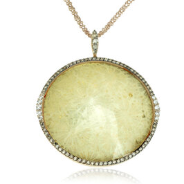Zlatý náhrdelník Moraglione 1922 s fosílnym koralom, perleťou, horským krištáľom a diamantmi